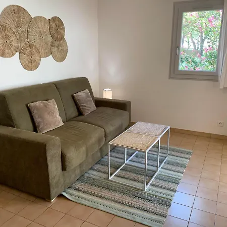 Les Pins De Santa Giulia