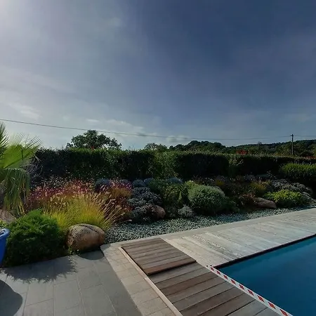 Les Pins De Santa Giulia * 포르토베쉬오