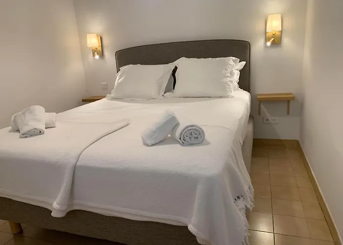 Les Pins De Santa Giulia Hébergement de vacances