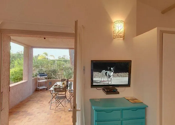 Les Pins De Santa Giulia * Porto-Vecchio (Corsica)