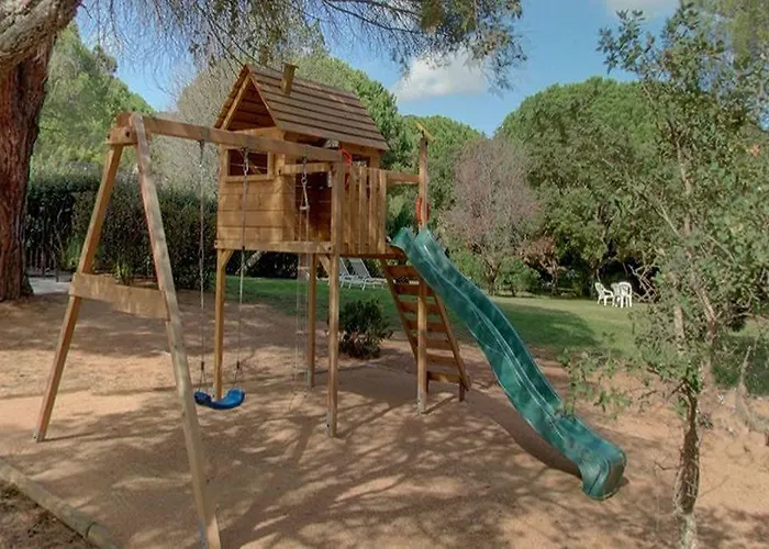 Les Pins De Santa Giulia * Porto-Vecchio (Corsica)