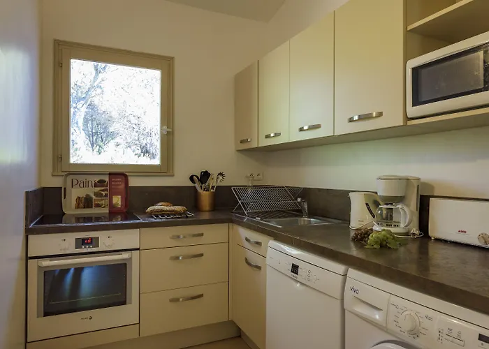 Les Pins De Santa Giulia Hébergement de vacances *