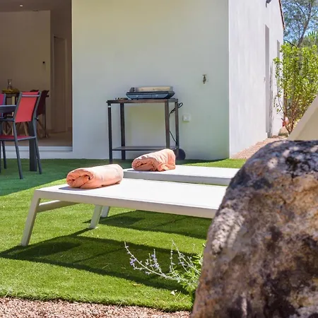 Les Pins De Santa Giulia