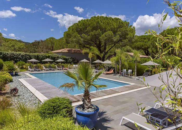 Les Pins De Santa Giulia Дом отдыха *