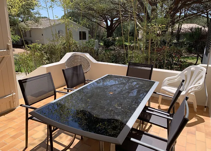 Vakantiehuis Les Pins De Santa Giulia *