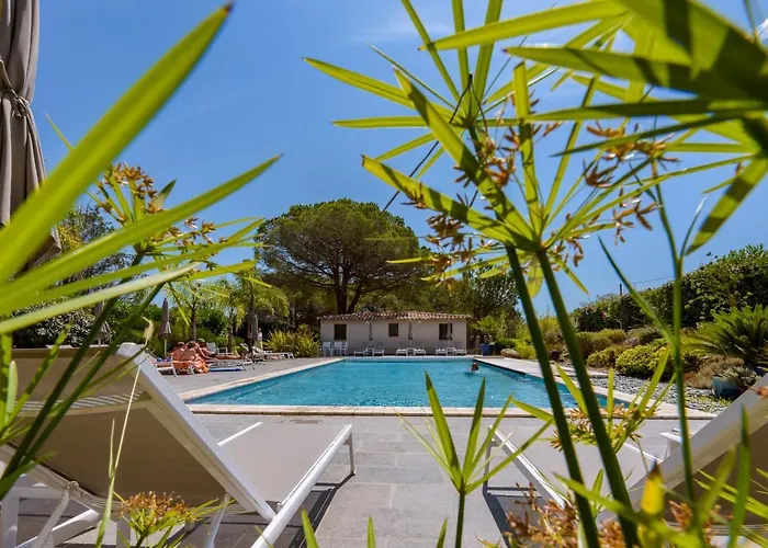 Les Pins De Santa Giulia Дом отдыха Порто-Веккьо